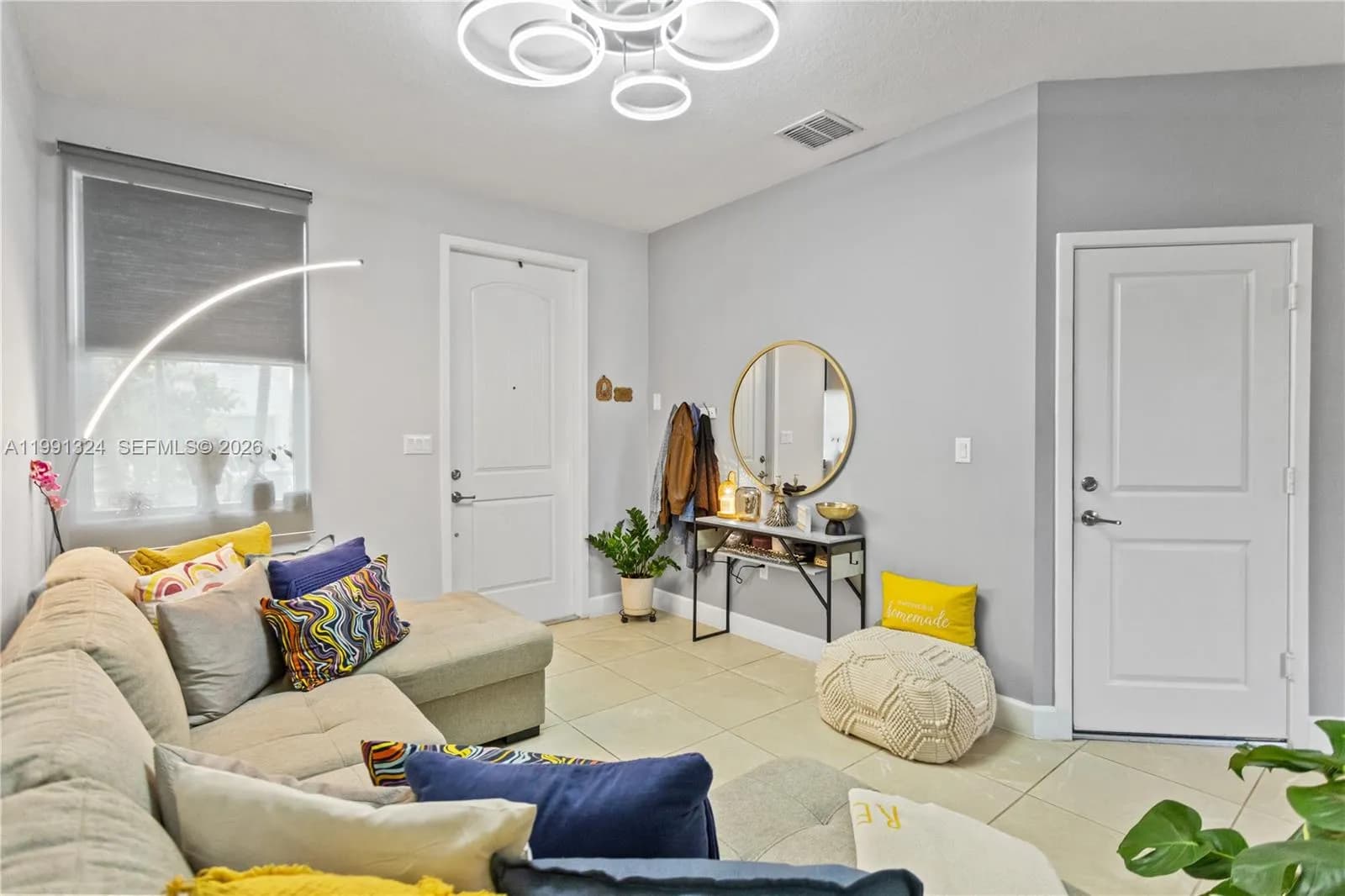 4910 NW 48th Ter, Tamarac FL 33319