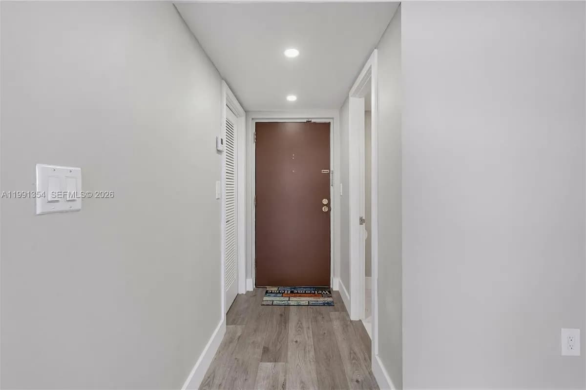 300 NW 42nd Ave # 409, Miami FL 33126