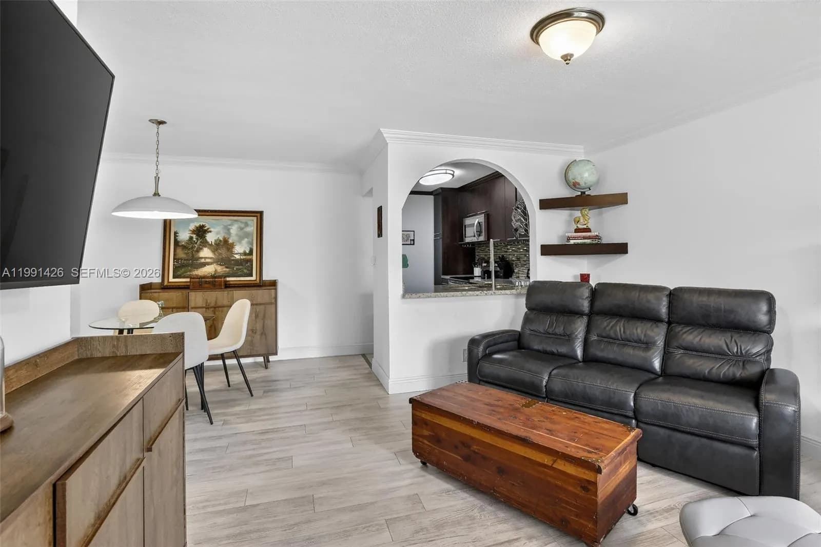 10002 Winding Lake Rd # 204, Sunrise FL 33351