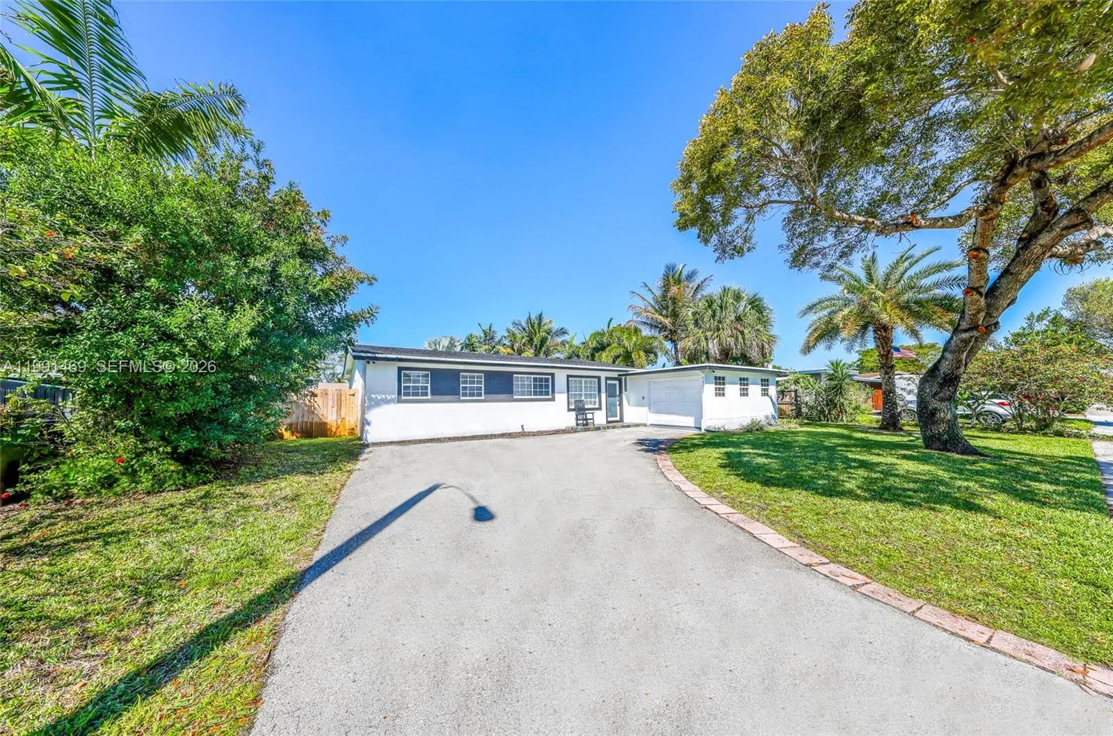 1721 SW 35th Ave, Fort Lauderdale FL 33312