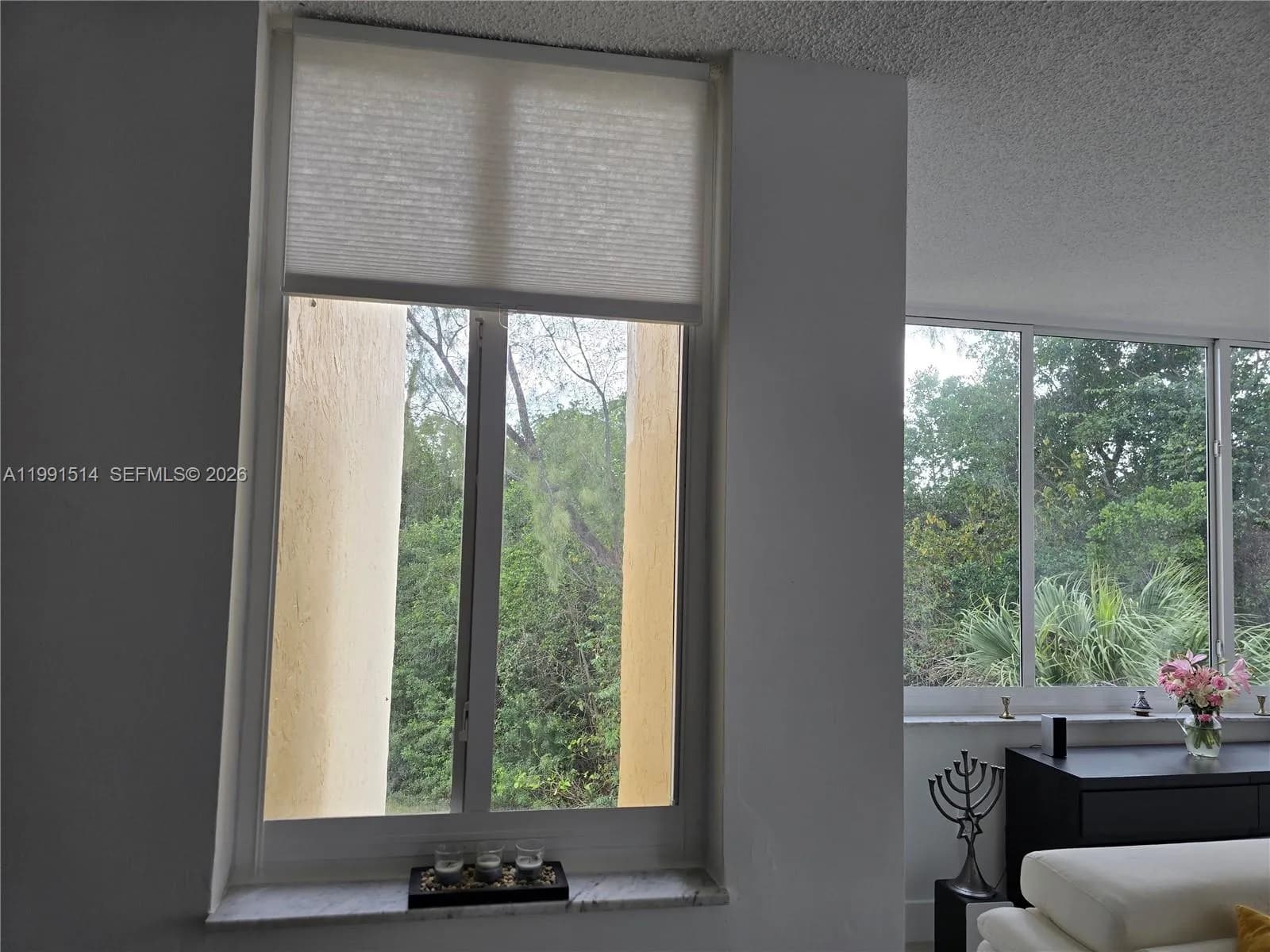 17890 W Dixie Hwy # 307, North Miami Beach FL 33160