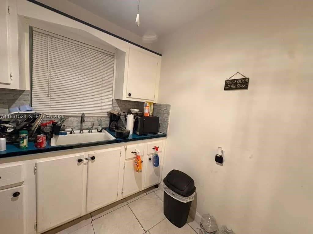 18707 NE 2nd Ave # 919, Miami FL 33179