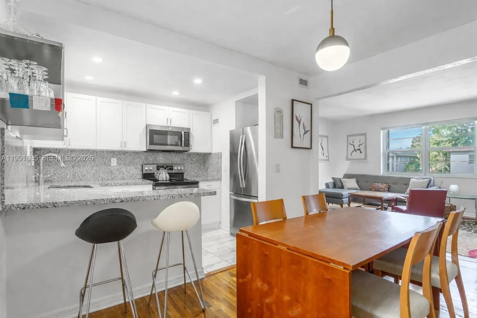 5565 SW 80th St # D, Miami FL 33143