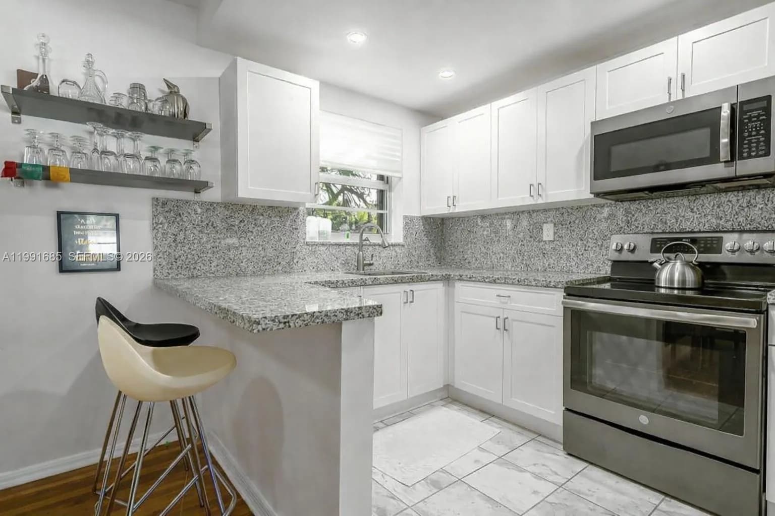 5565 SW 80th St # D, Miami FL 33143