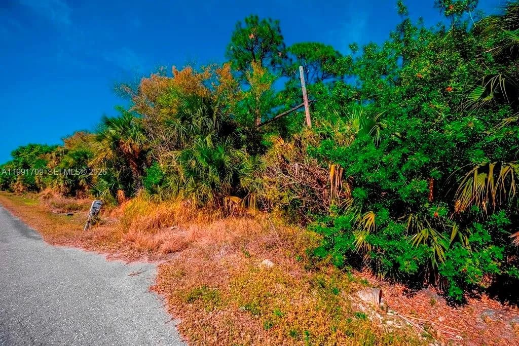 850 G RD, La Belle FL 33935