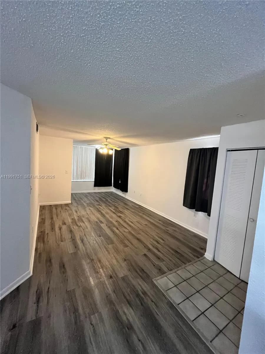 2871 N Oakland Forest Dr # 113, Oakland Park FL 33309