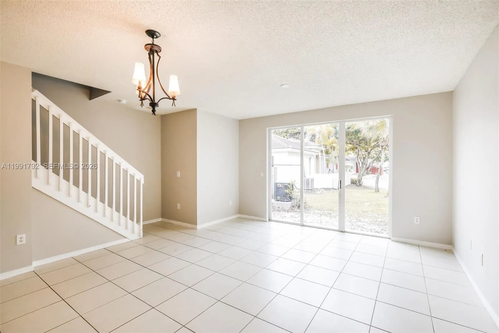 2281 NE 42nd Cir, Homestead FL 33033