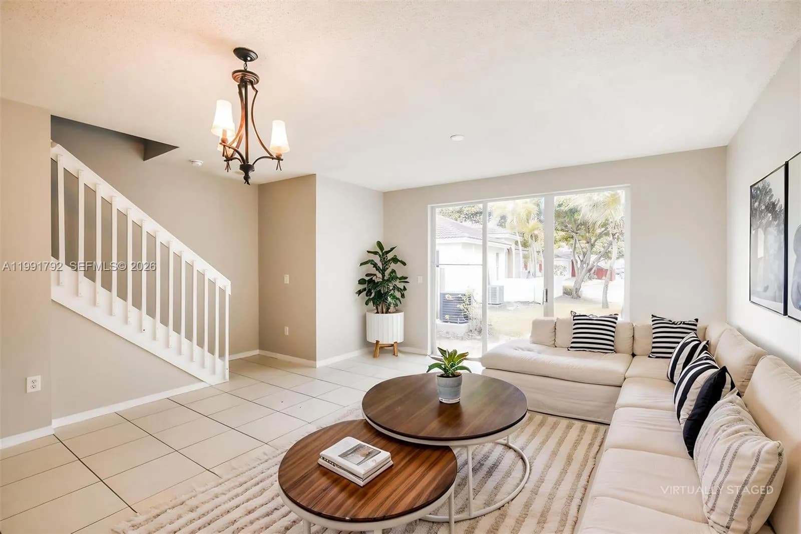 2281 NE 42nd Cir, Homestead FL 33033