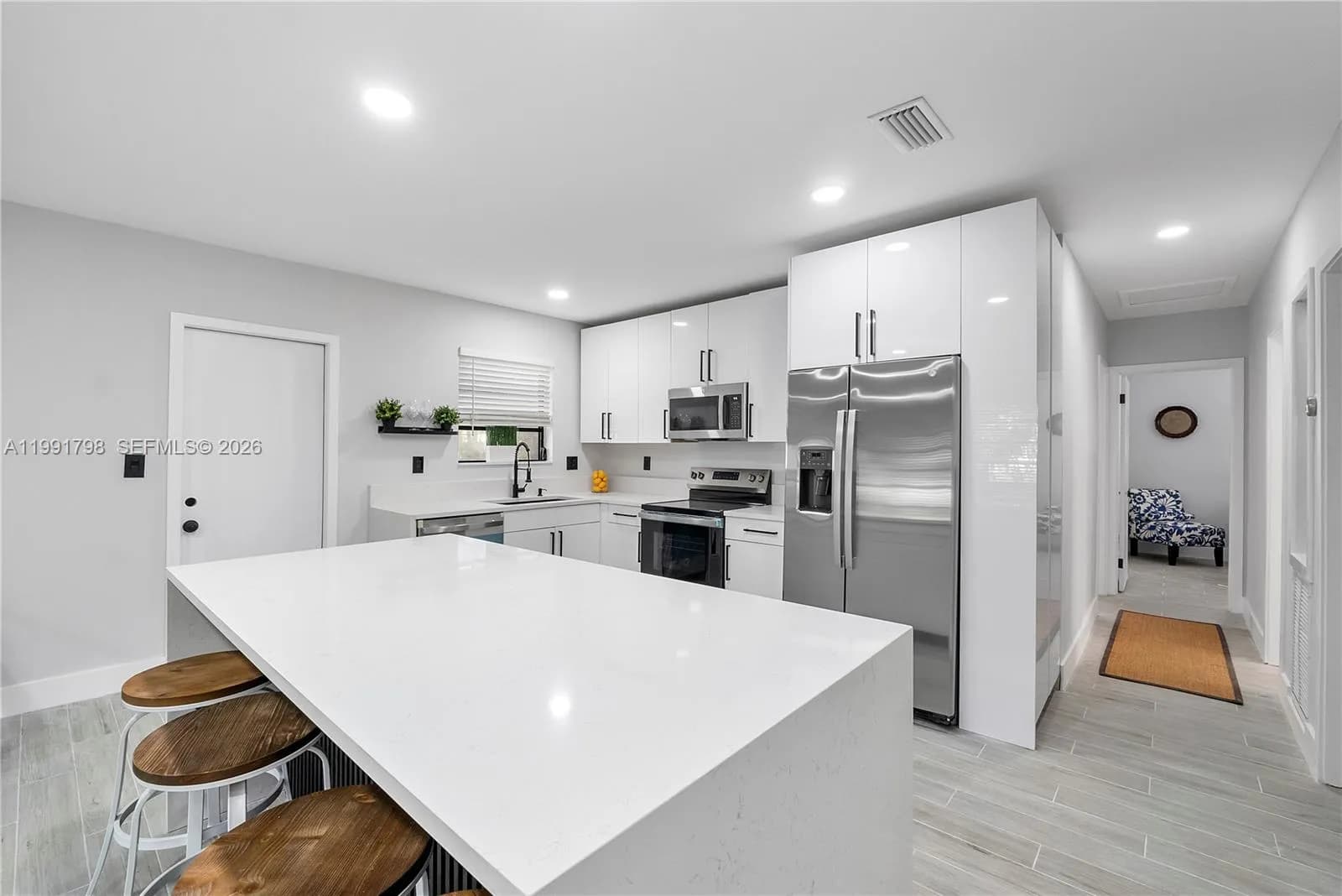 510 E Acre Dr, Plantation FL 33317