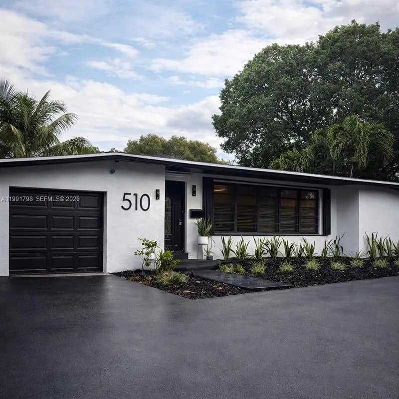 510 E Acre Dr, Plantation FL 33317