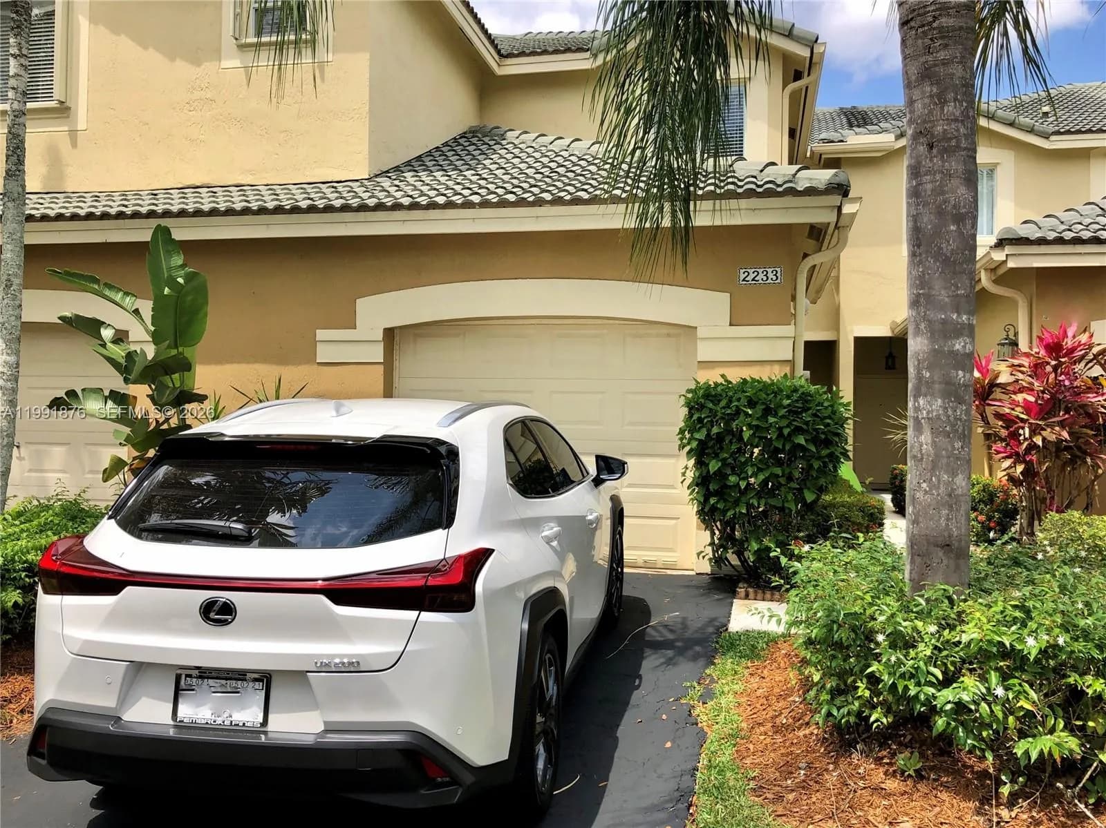 2233 Ensenada Ter, Weston FL 33327