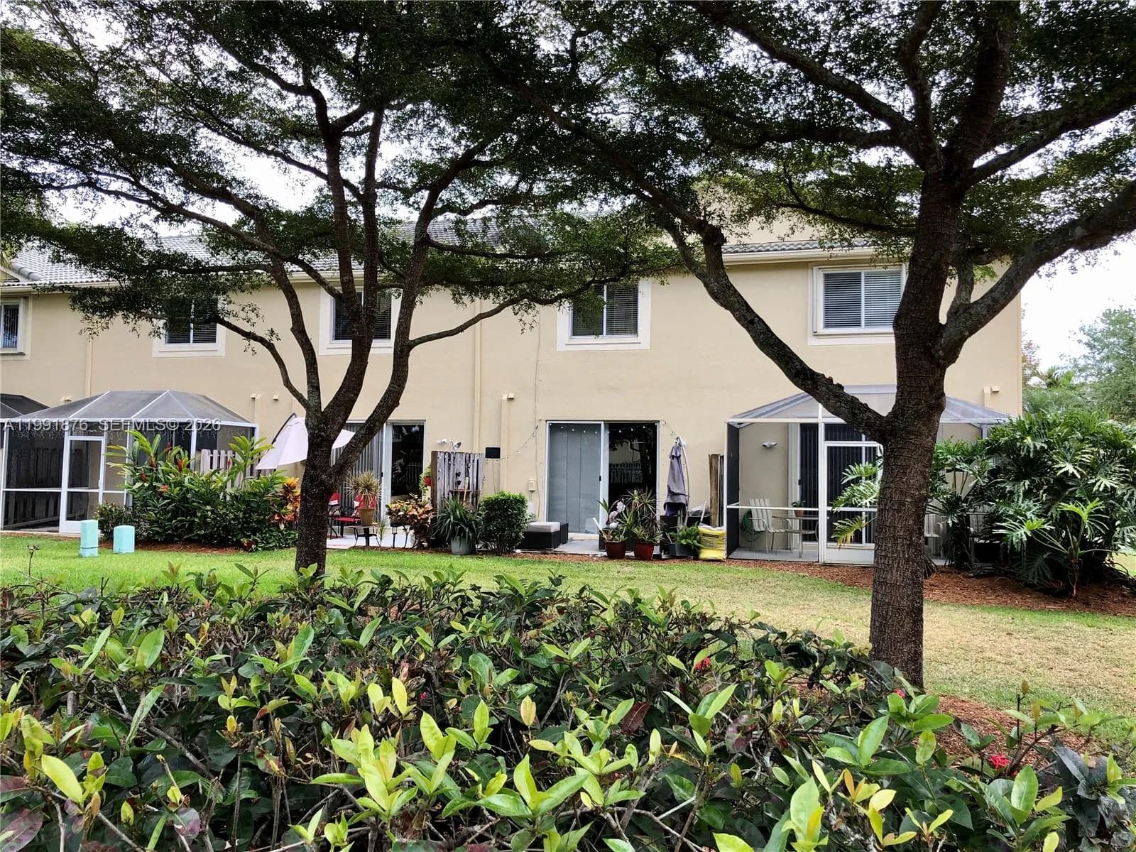 2233 Ensenada Ter, Weston FL 33327