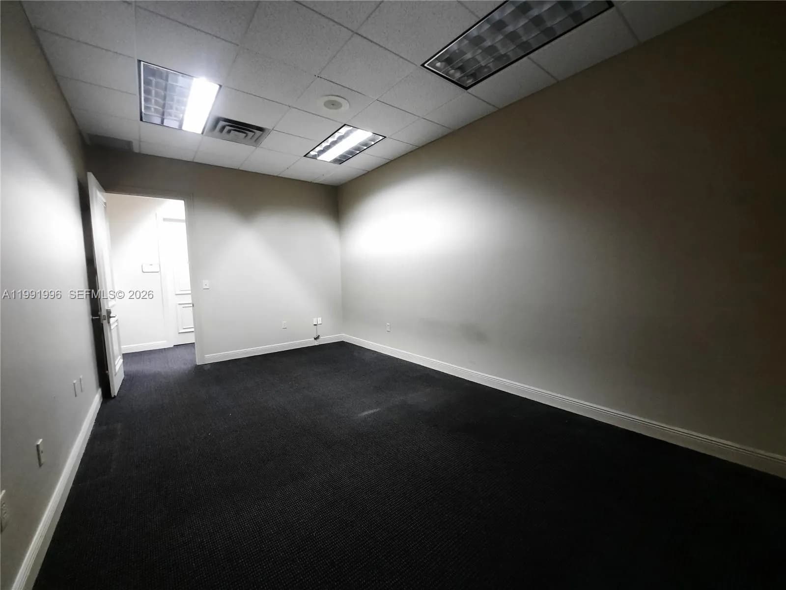 1000 N Hiatus Rd # 101, Pembroke Pines FL 33026