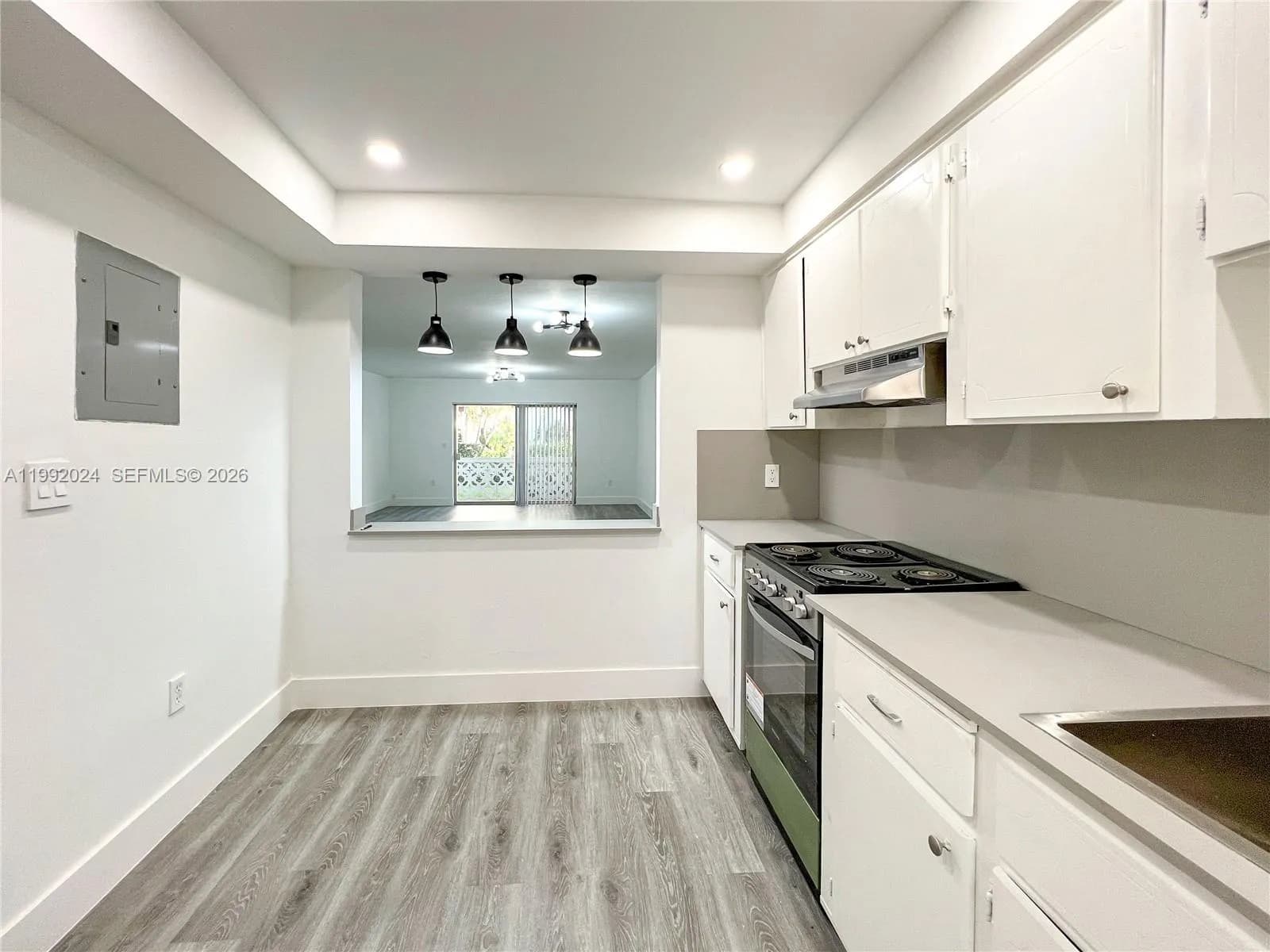 2005 Sans Souci Blvd # 107, North Miami FL 33181