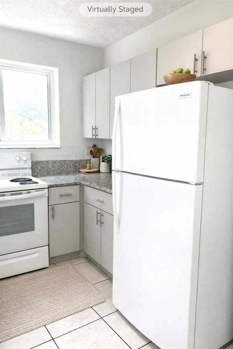 2121 SW 4th St # 2, Miami FL 33135