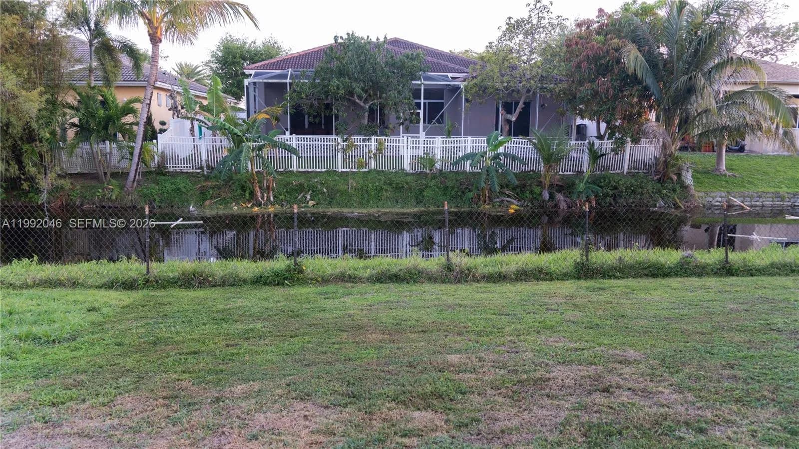 7960 NW 14th St, Pembroke Pines FL 33024