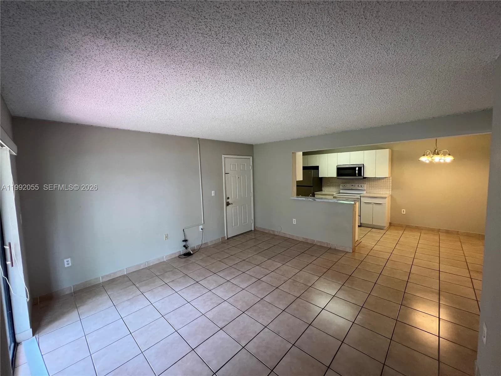 251 W Palm Cir W # 107, Pembroke Pines FL 33025