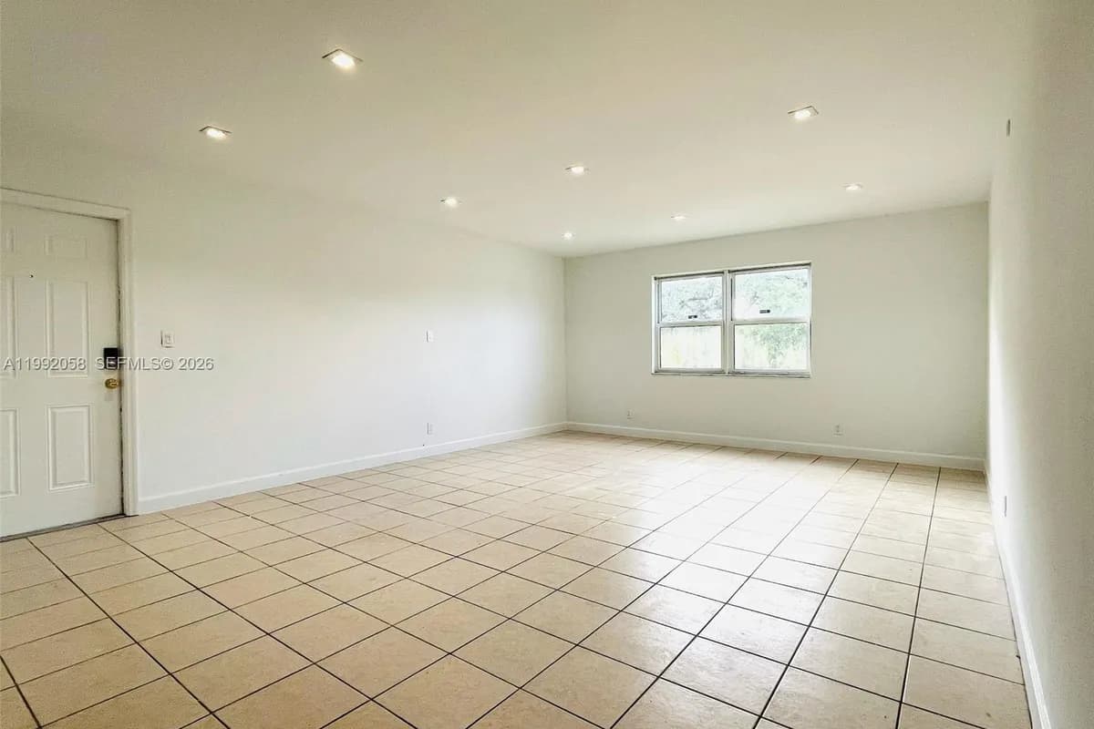 608 SW 16th Ave # A, Fort Lauderdale FL 33312