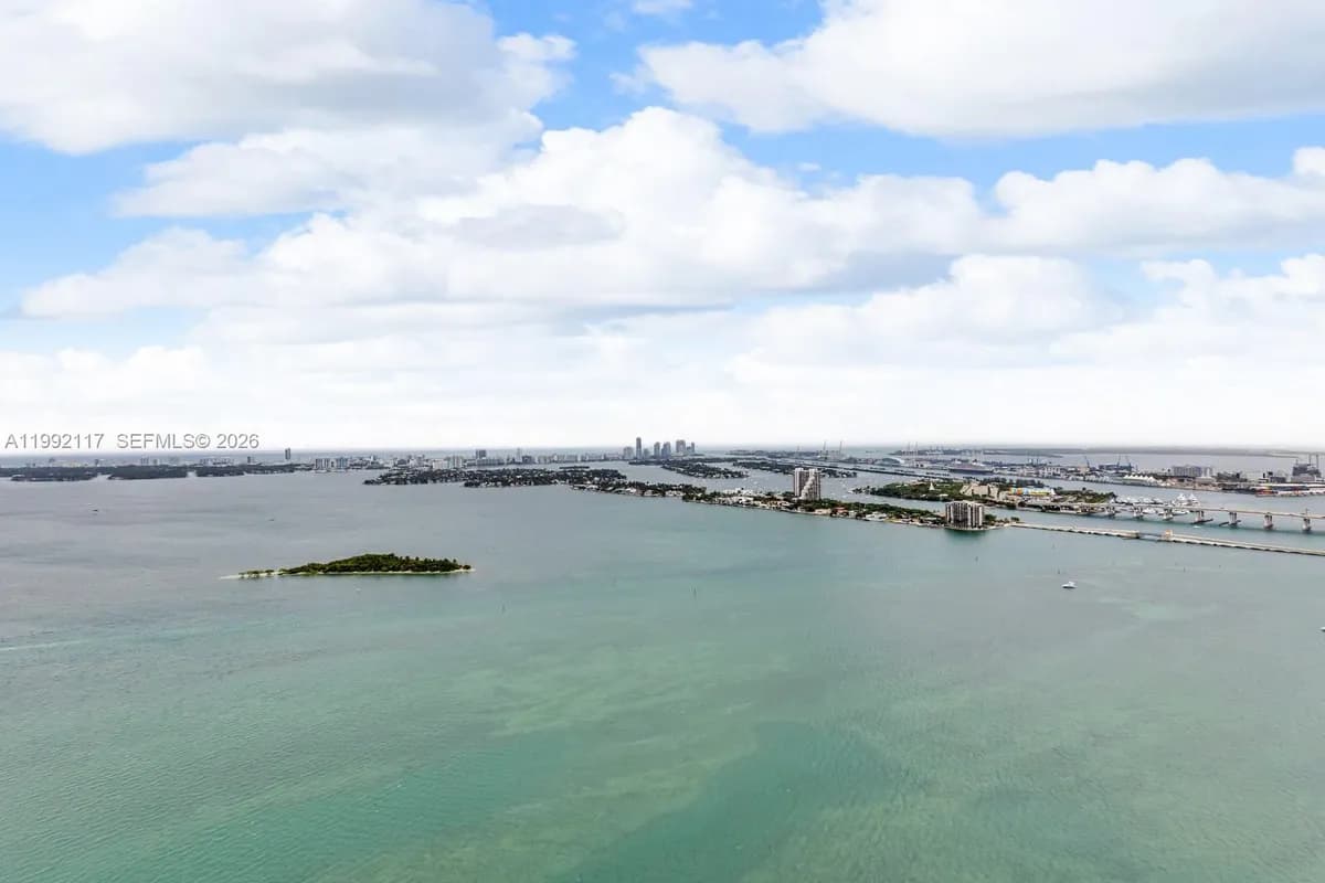 711 NE 23rd Ter # 3802, Miami FL 33137