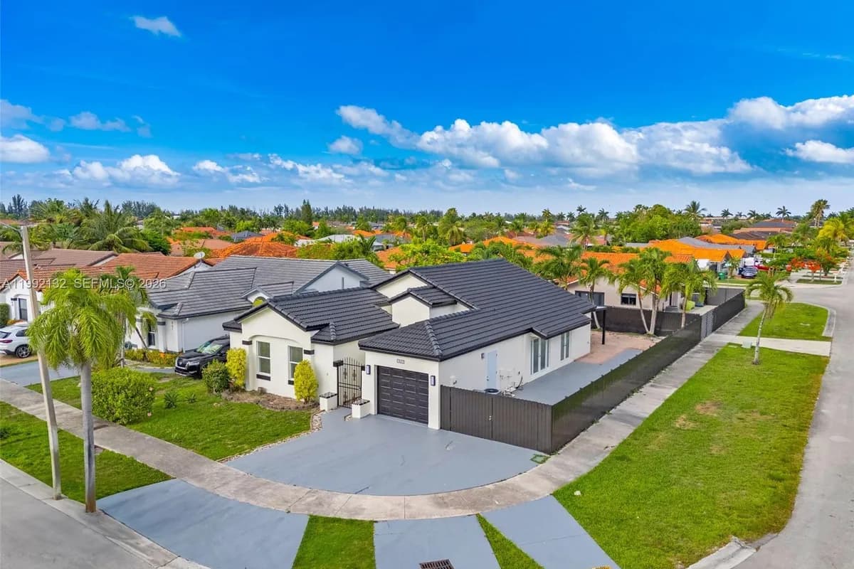 803 NW 133rd Ct # 803, Miami FL 33182