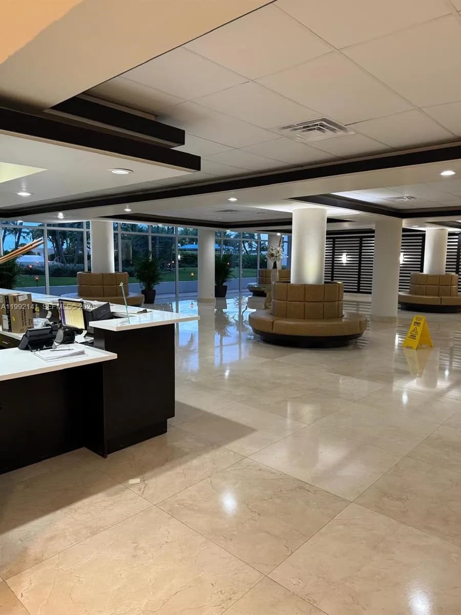 5005 Collins Ave # 1525, Miami Beach FL 33140