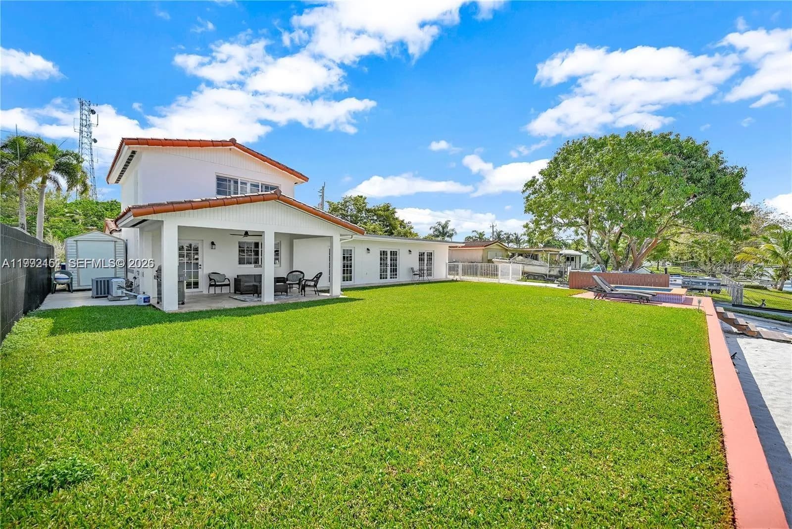 18400 NW 78th Ave, Hialeah FL 33015