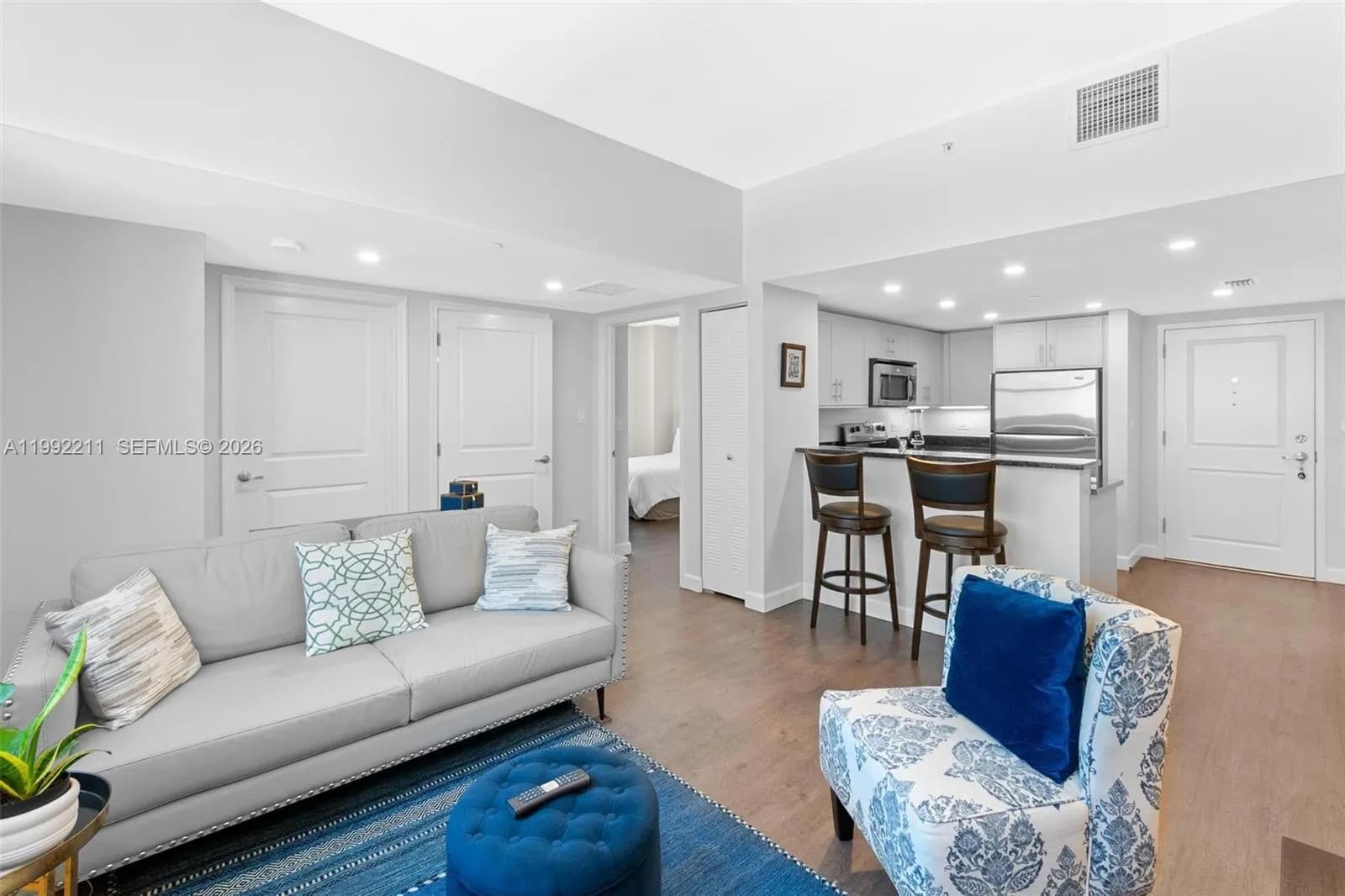 111 E Flagler St # 909, Miami FL 33131