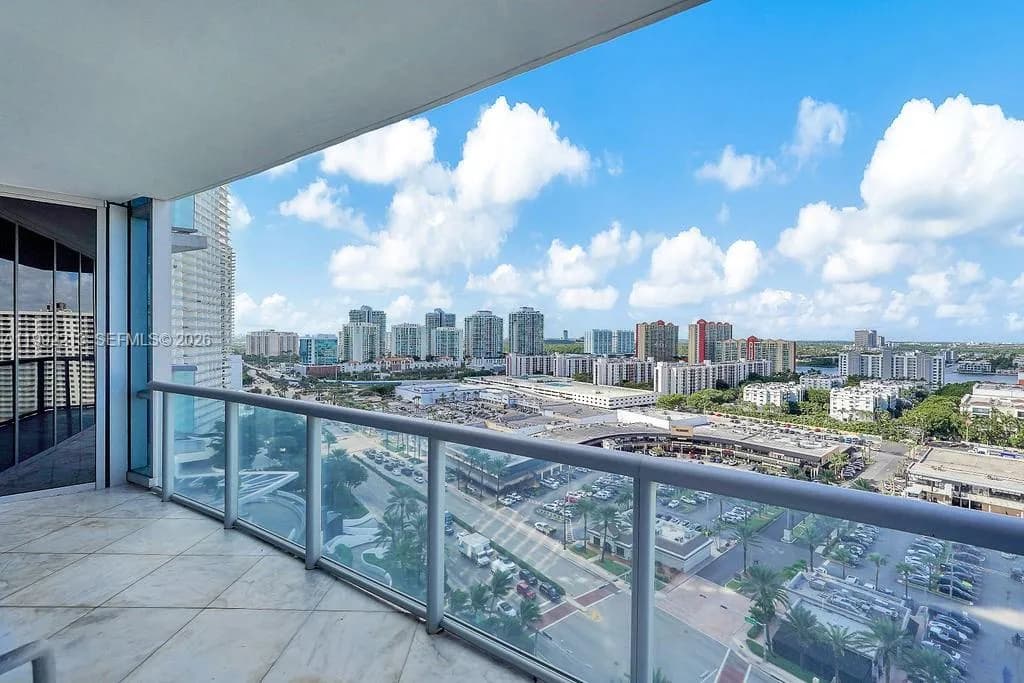 17121 Collins Ave # 1808, Sunny Isles Beach FL 33160