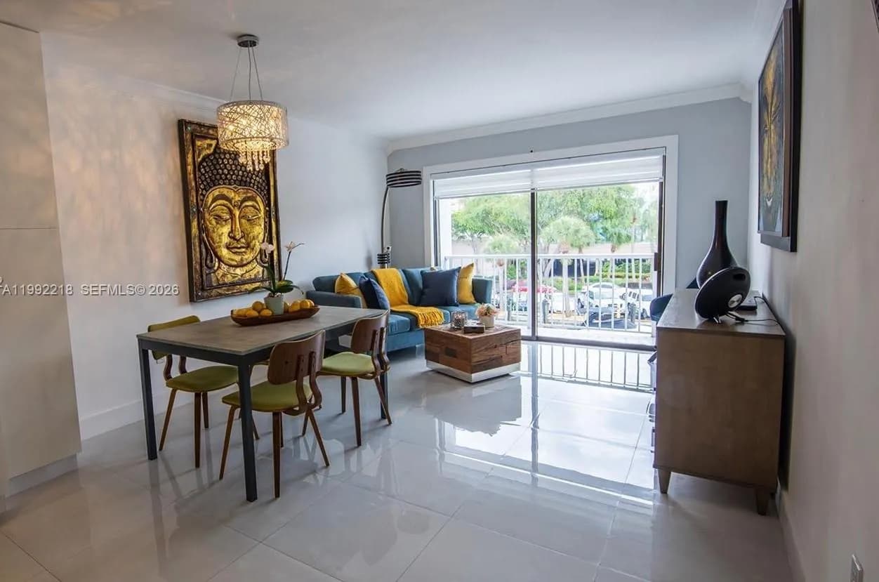 1650 NE 115th St # 302, Miami FL 33181