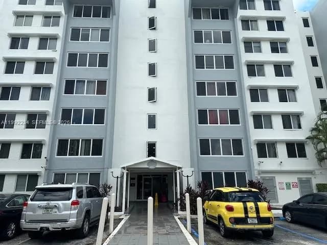 9001 SW 77 Avenue # C705, Miami FL 33156