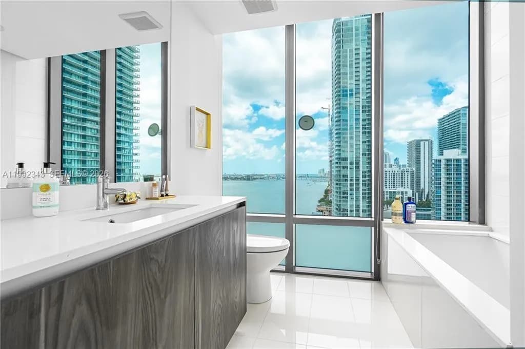 3131 NE 7th Ave # 1901, Miami FL 33137