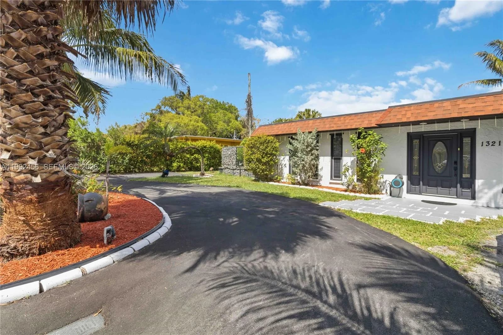 1321 NE 148th St, Miami FL 33161