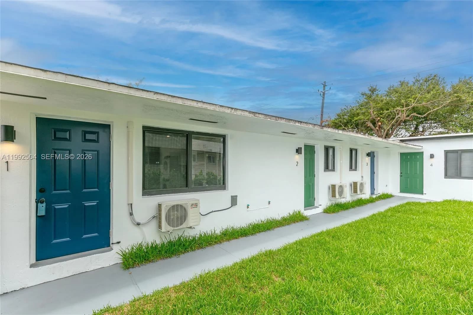 6125 SW 40th Ct, Miramar FL 33023