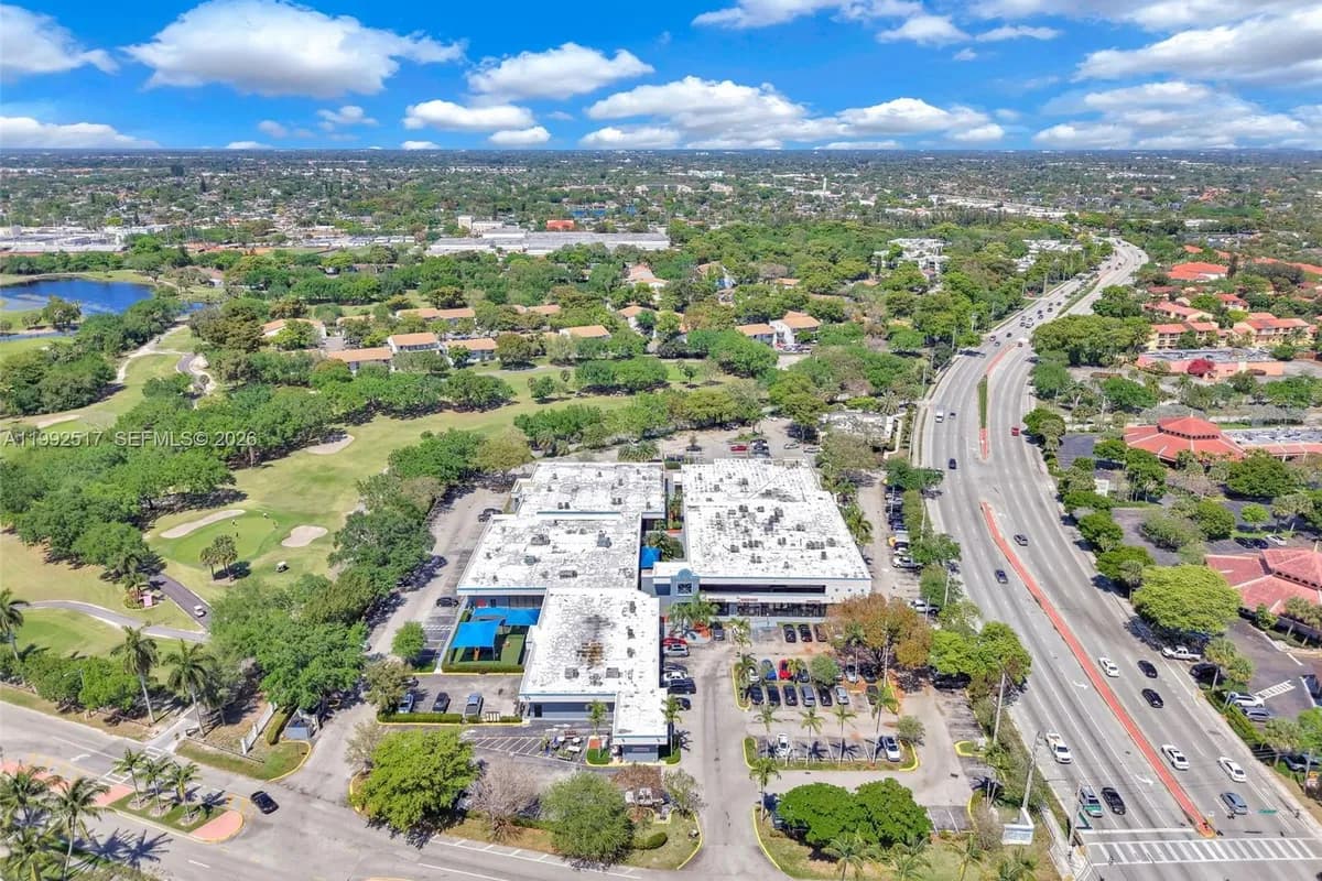 3801 N University Dr # 313, Sunrise FL 33351