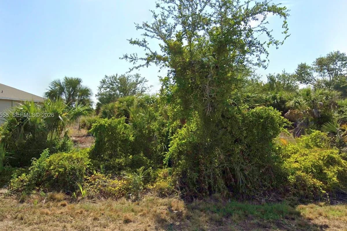 9533 President Circle, Port Charlotte FL 33981