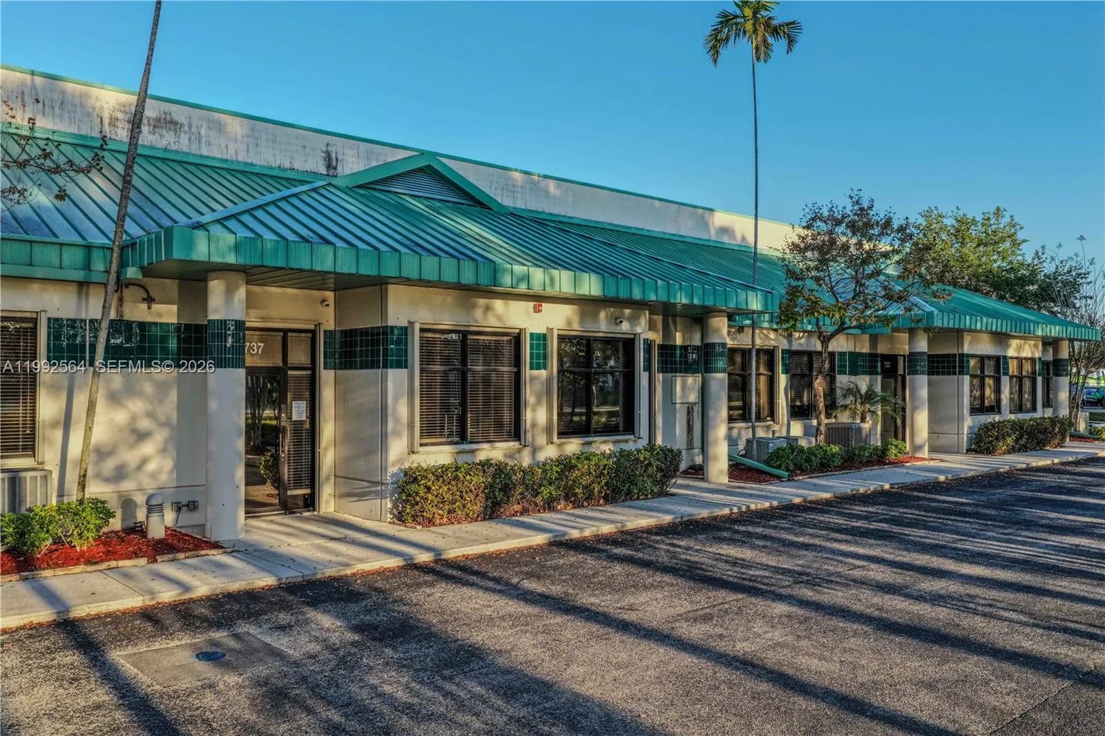 735-739 Shotgun Rd, Sunrise FL 33326