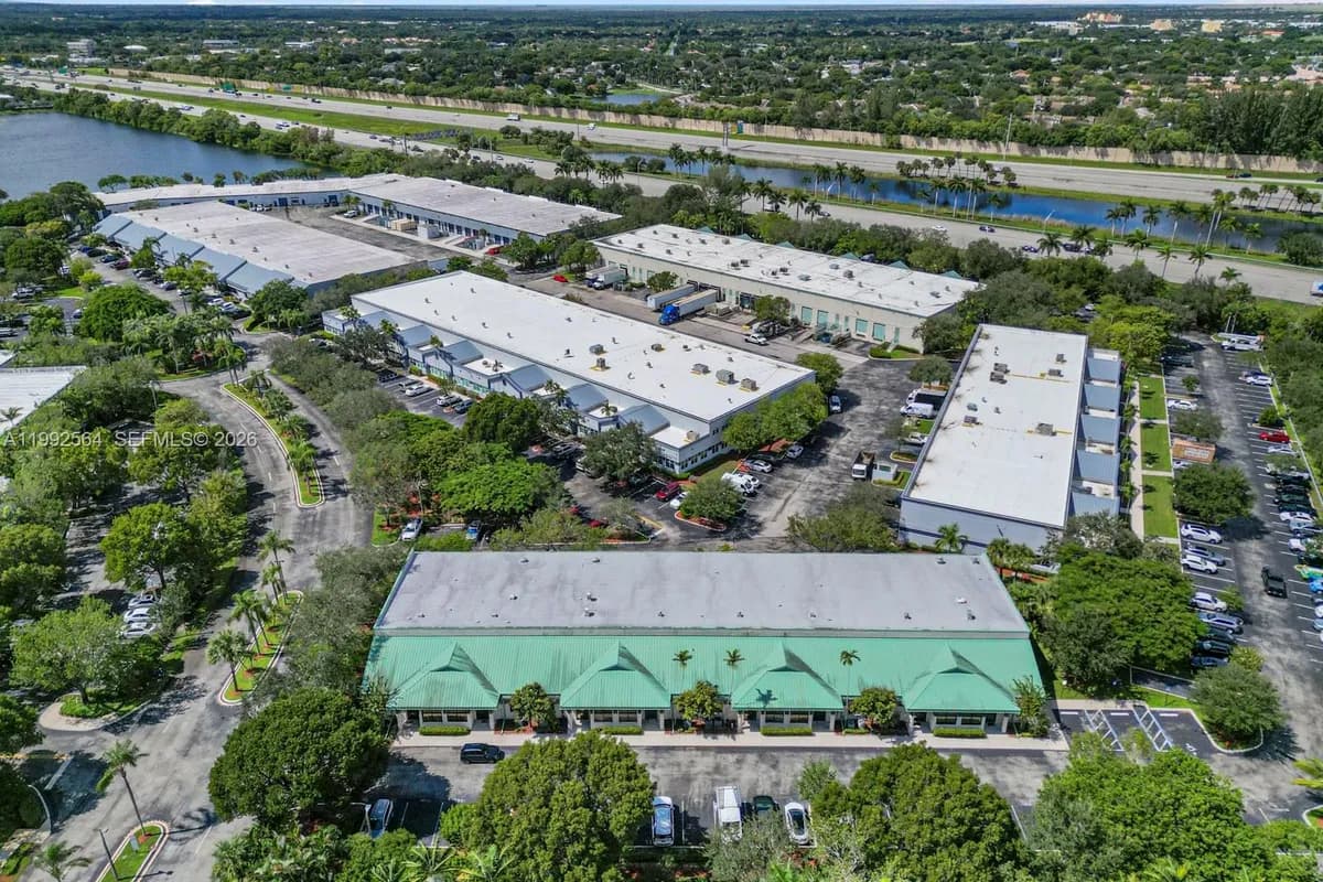 735-739 Shotgun Rd, Sunrise FL 33326