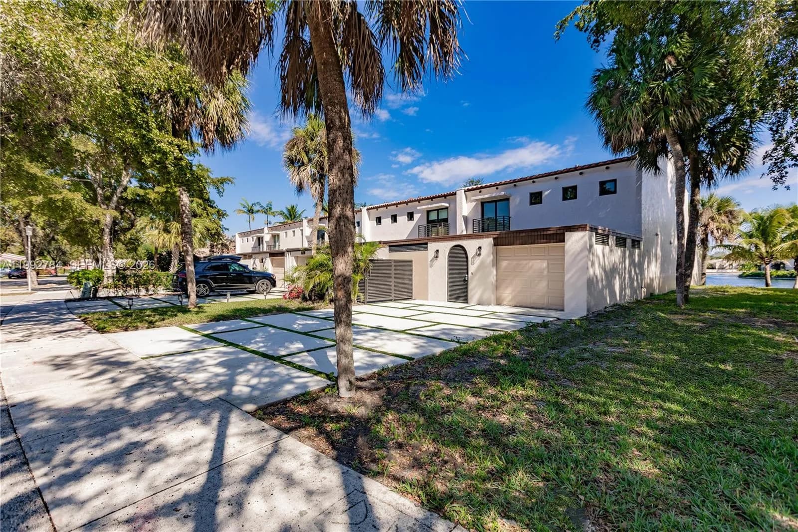 7238 Jacaranda Ln, Miami Lakes FL 33014
