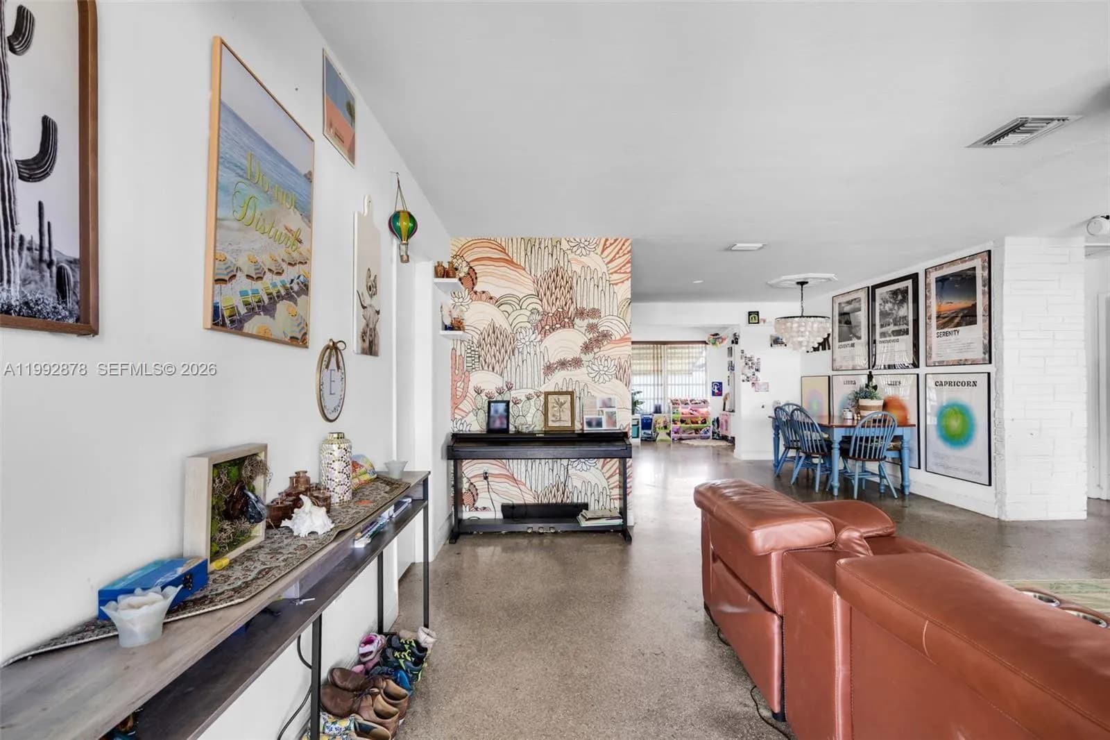 2221 Alcazar Dr, Miramar FL 33023