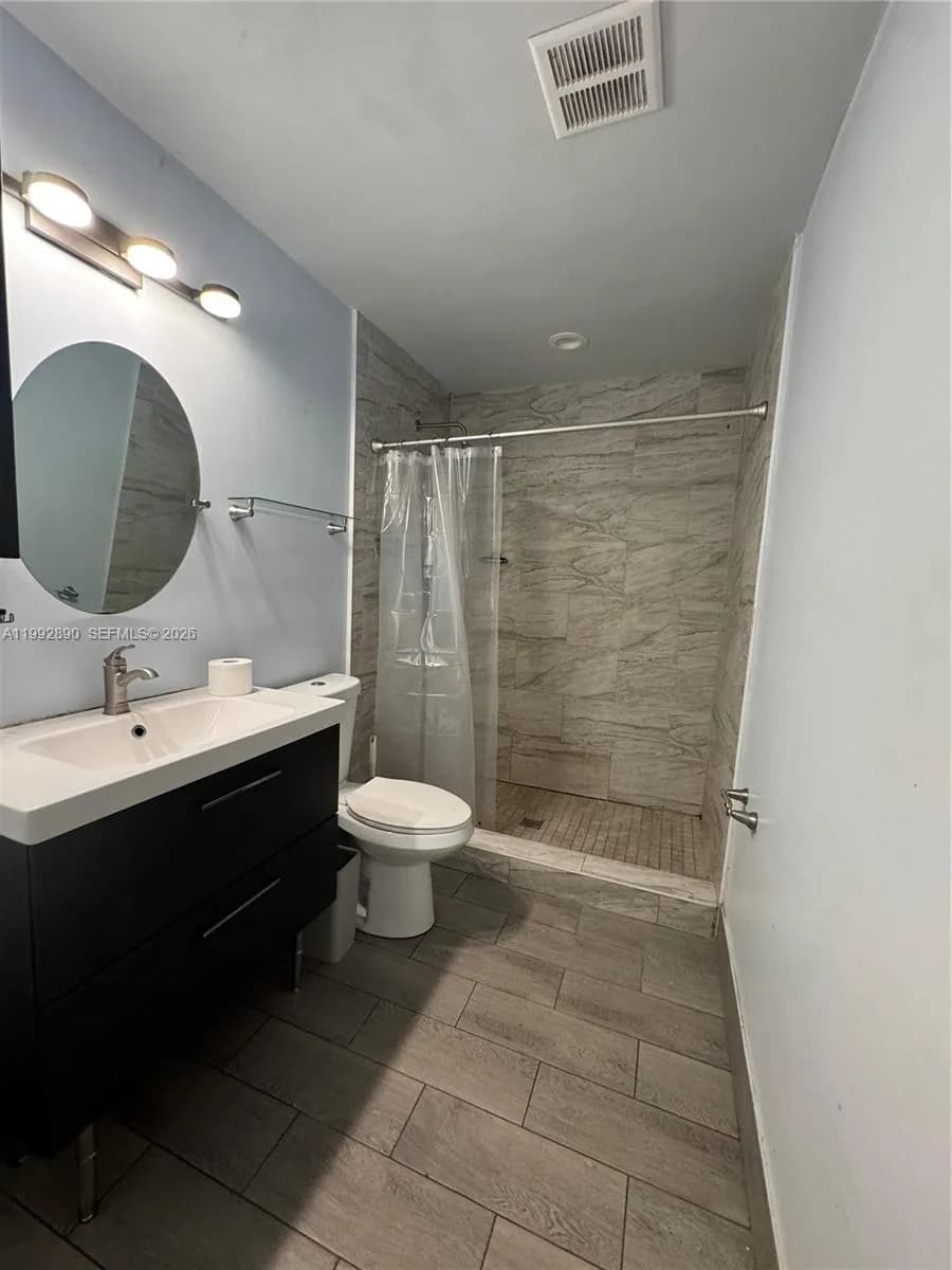 5890 NW 16th Ct, Sunrise FL 33313