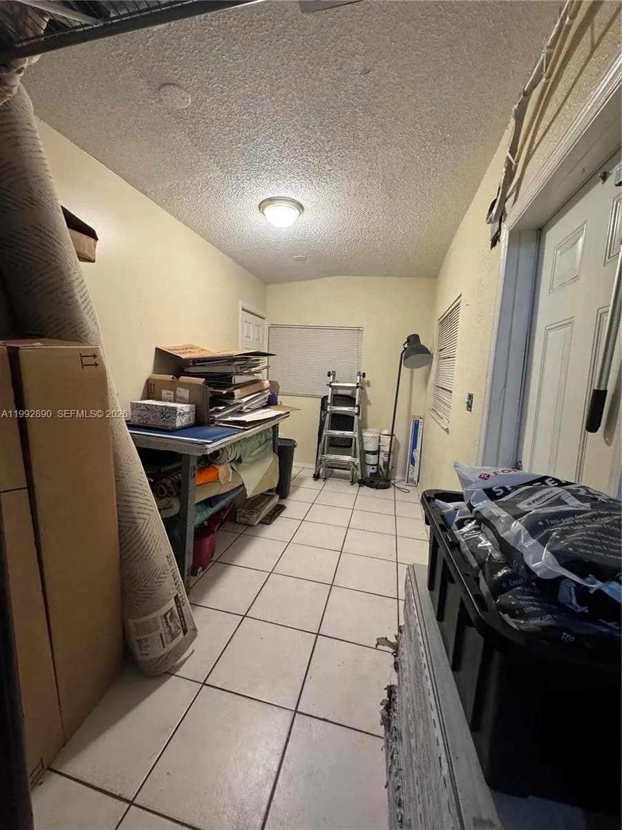 5890 NW 16th Ct, Sunrise FL 33313