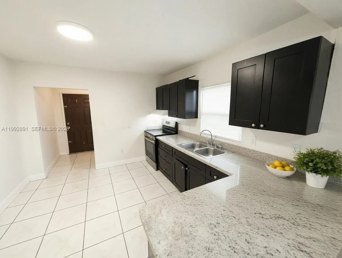 8013 NW 10th Ct # 0, Miami FL 33150