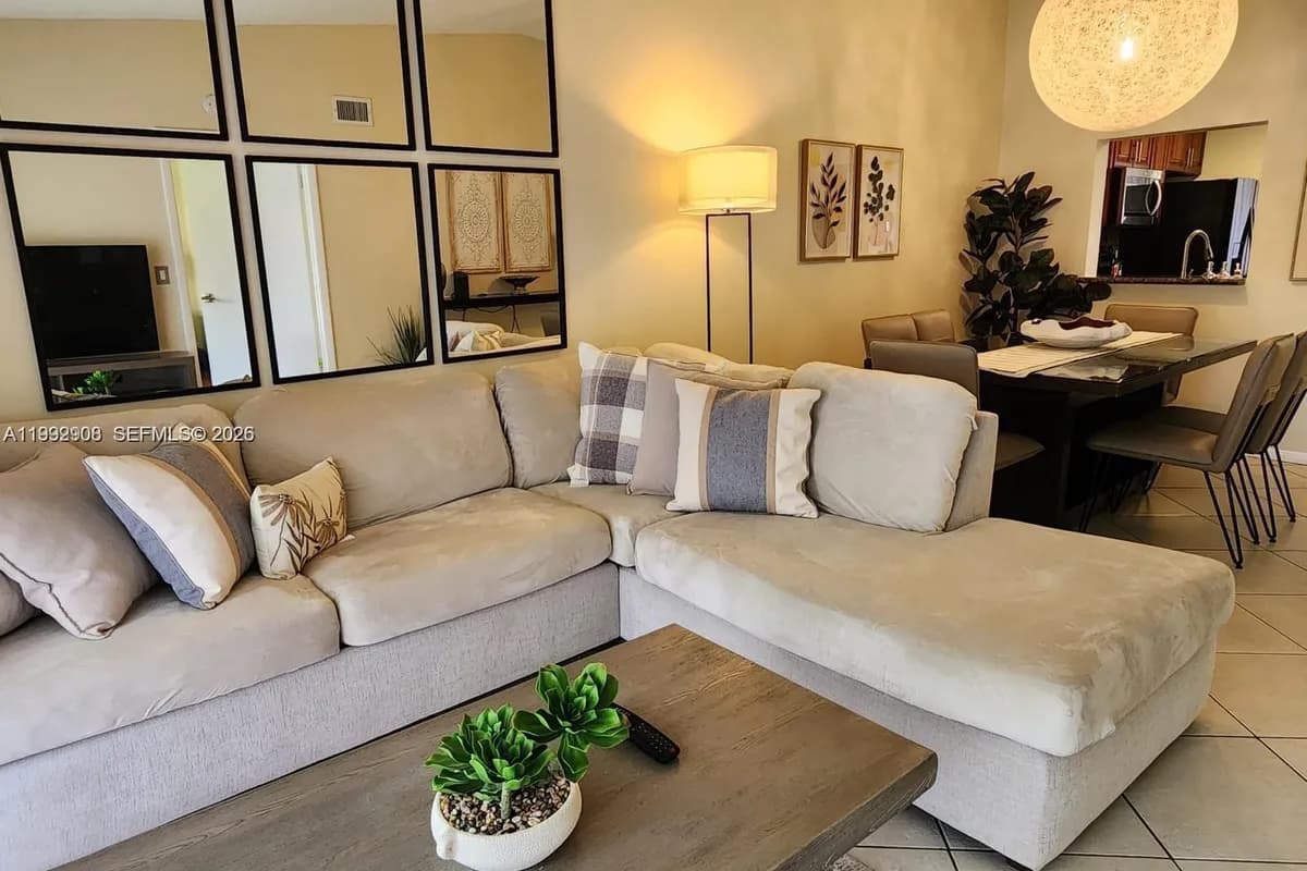 21951 Soundview Ter # 203, Boca Raton FL 33433