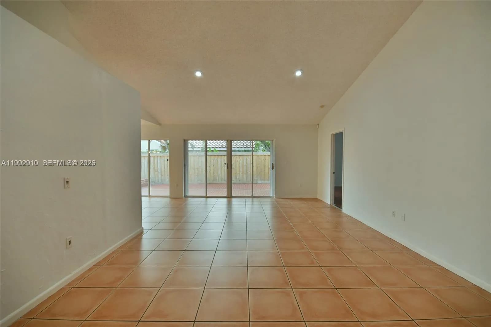 10380 NW 46th St # 0, Doral FL 33178