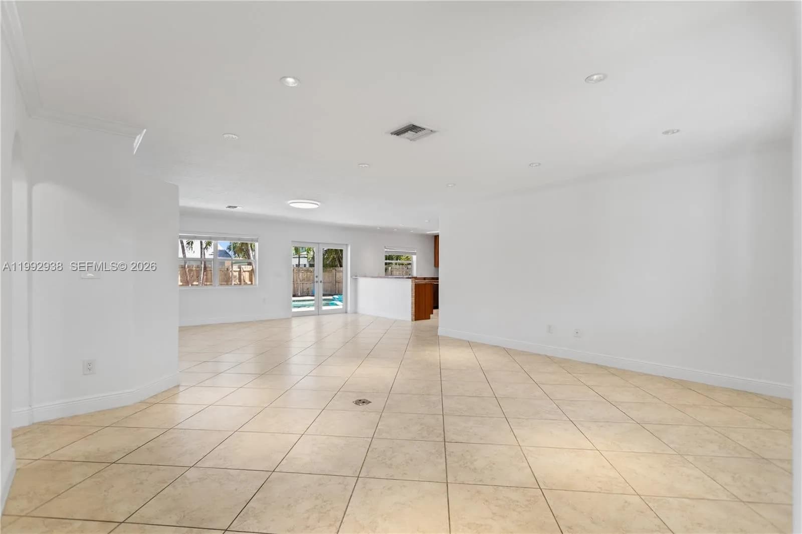 405 SE 4th Ter, Dania Beach FL 33004