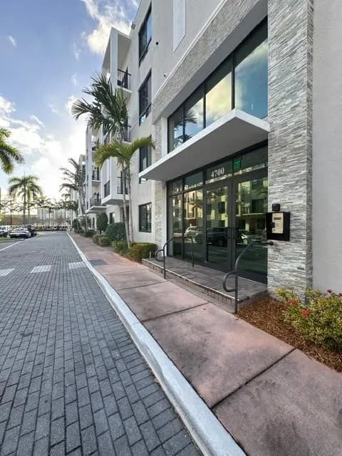 4700 NW 84th Ave # 31, Doral FL 33166