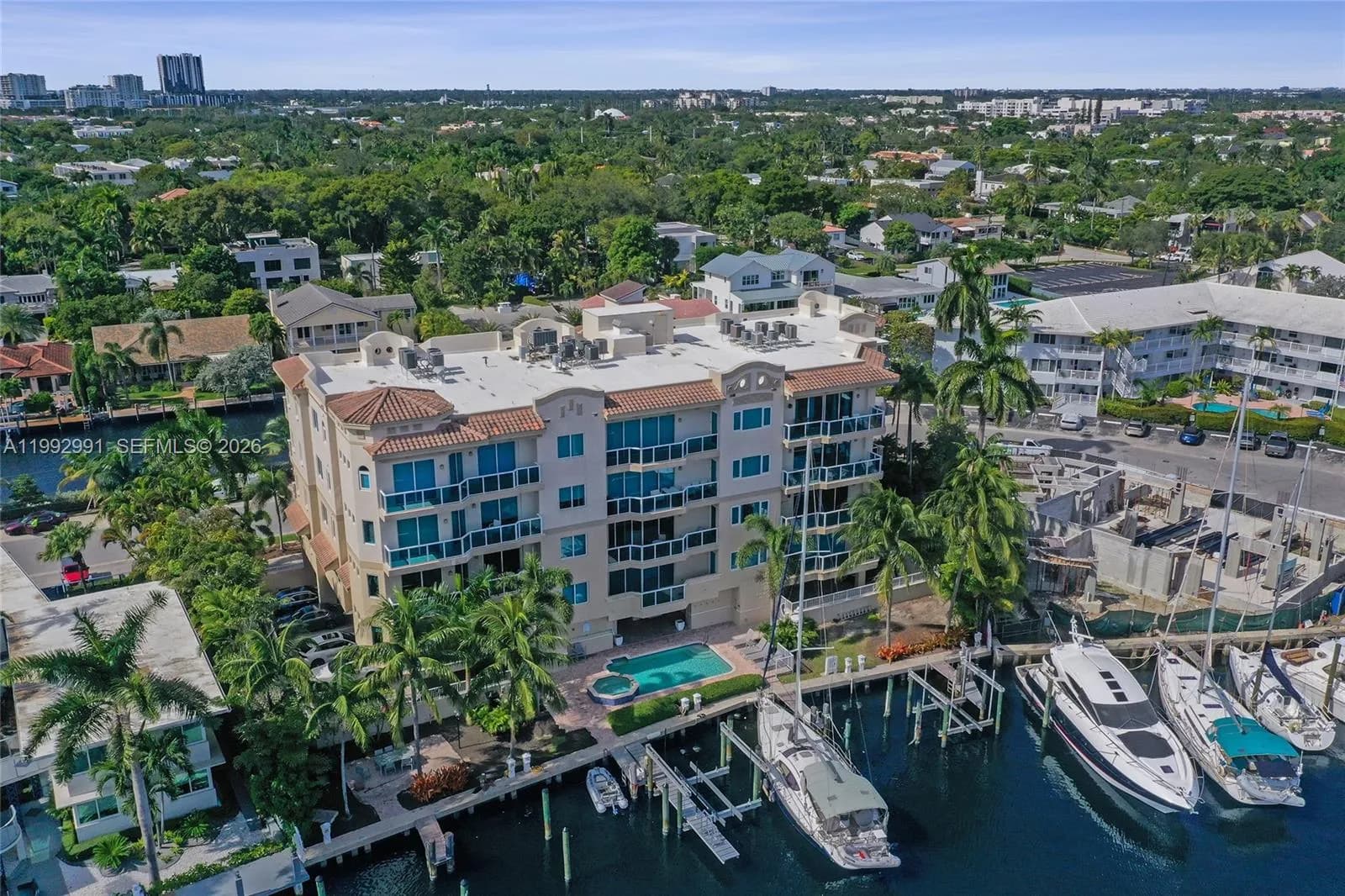 516 Hendricks Isle # 2C, Fort Lauderdale FL 33301