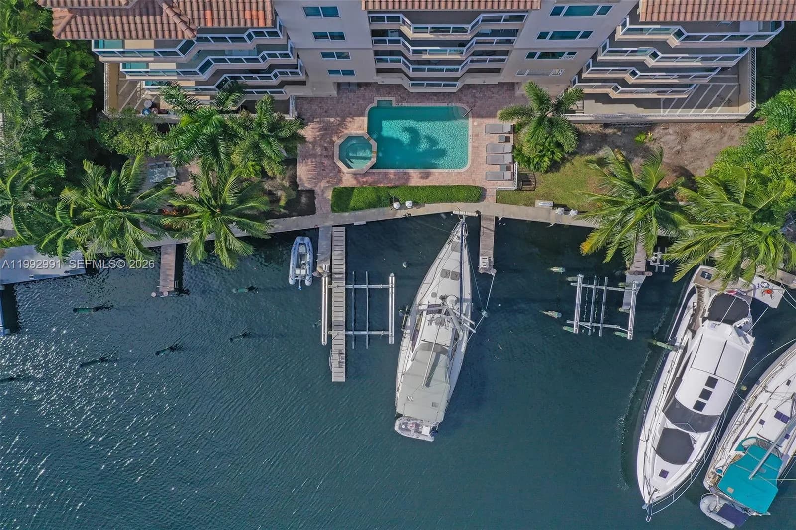 516 Hendricks Isle # 2C, Fort Lauderdale FL 33301