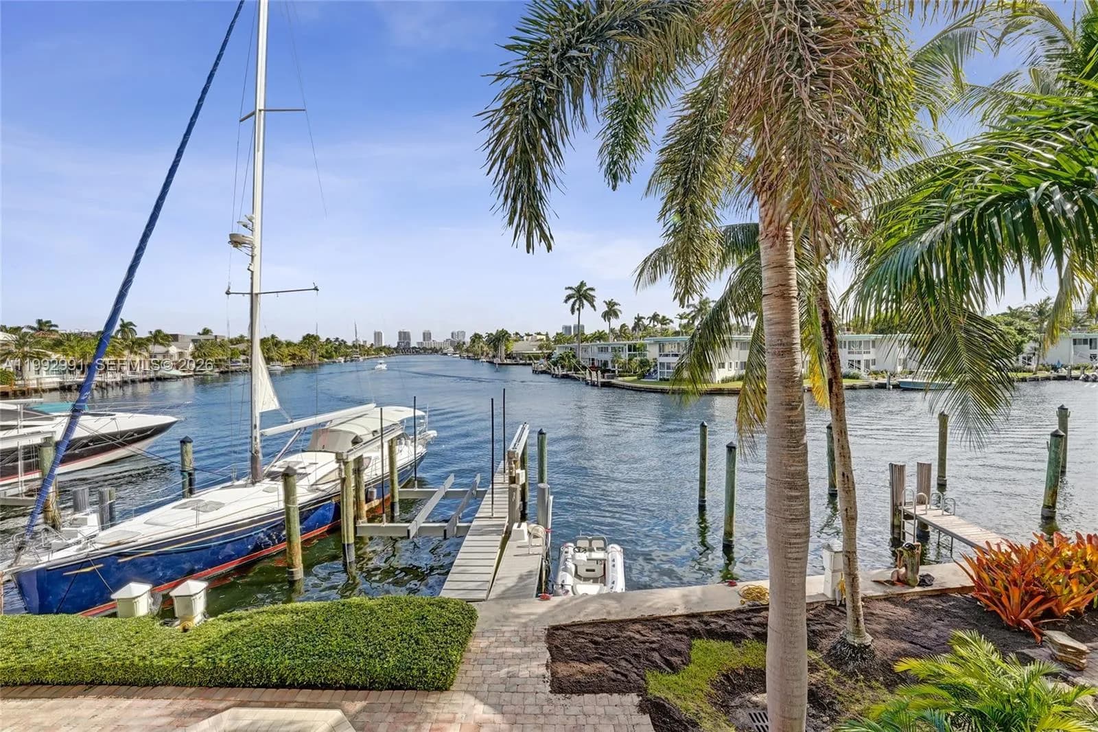 516 Hendricks Isle # 2C, Fort Lauderdale FL 33301