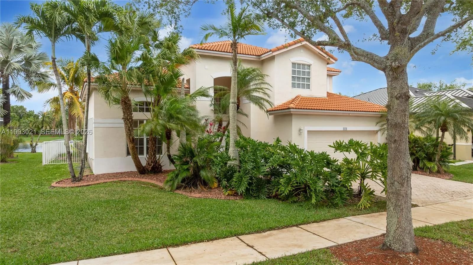 4128 Amber Ln, Weston FL 33331